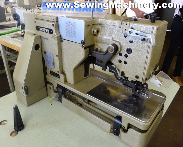 Brother B815 button hole sewing machine