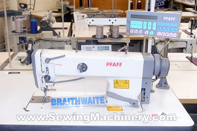 Pfaff 953 sewing machine